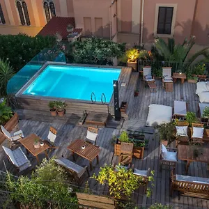 Palm Gallery *** Rome